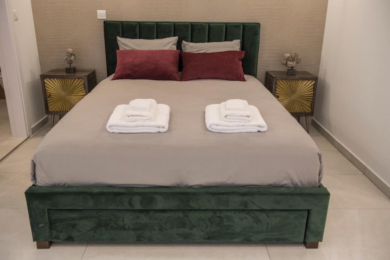 Skin Suites-Luxury Living 니코시아 외부 사진